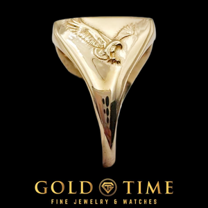 Side view of 14k gold American Eagle coin ring showing the eagle detail on the shoulder