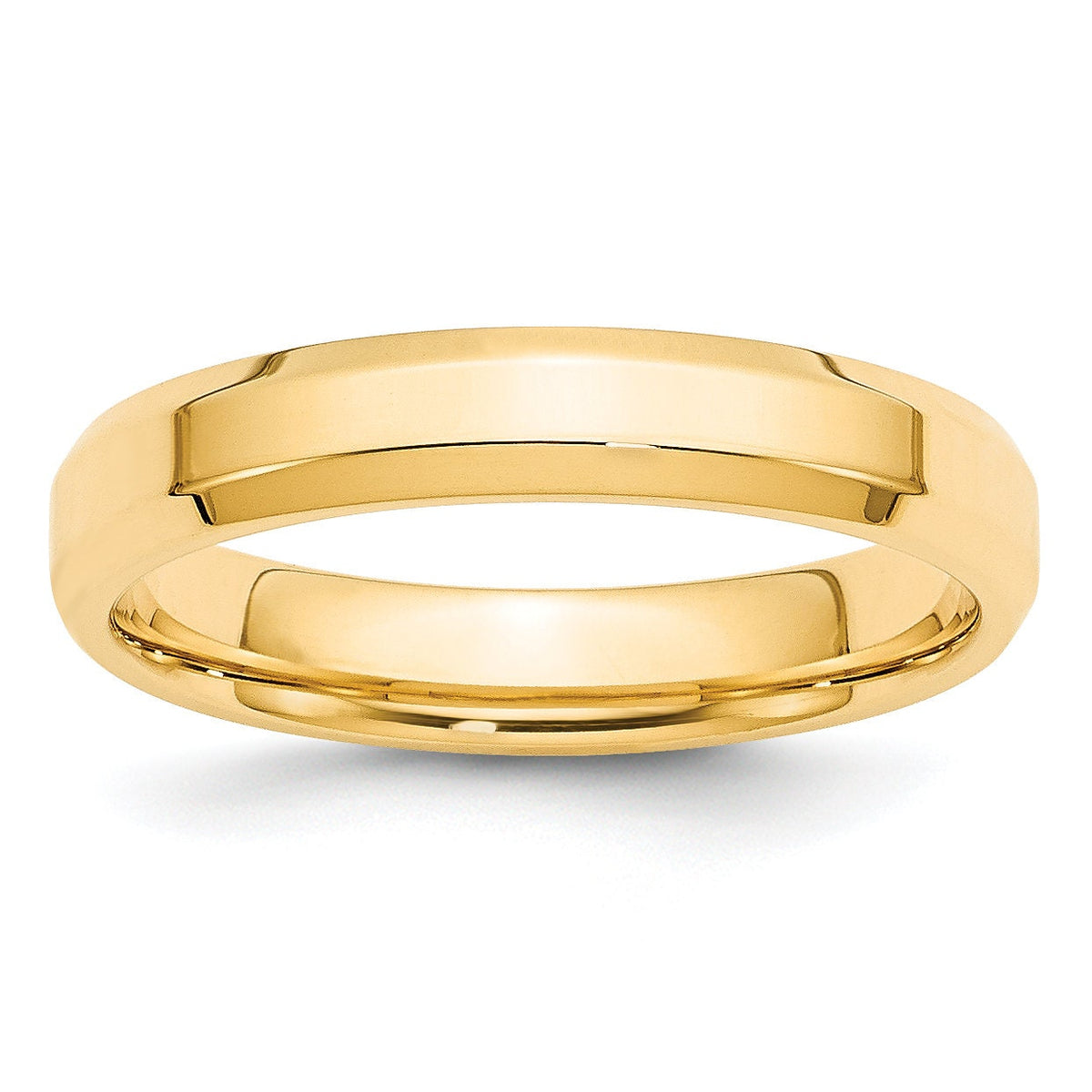 Polished yellow gold band showing its beveled edges