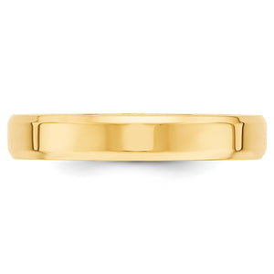 Side profile of the 4mm yellow gold band with flat beveled edges