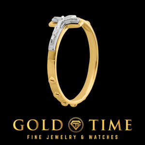 Angled view of the two-tone gold crucifix ring