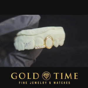 Product video of the open face canine grillz with moissanite tip