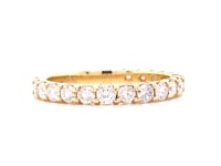 Video of the 14K yellow gold 1 cttw prong set diamond wedding band